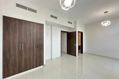 Зняти в оренду таунхаус в DAMAC Hills (Akoya by DAMAC), Дубай, ОАЕ 5 спалень, 112м2, № 720625 - фото 4