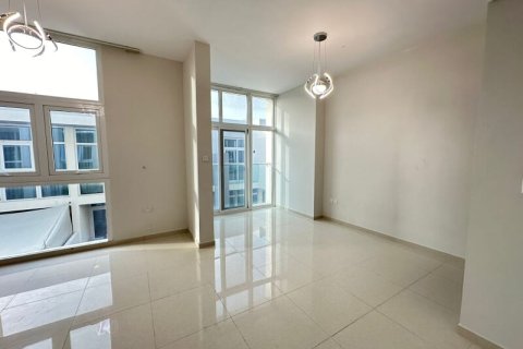 Зняти в оренду таунхаус в DAMAC Hills (Akoya by DAMAC), Дубай, ОАЕ 5 спалень, 112м2, № 720625 - фото 5