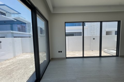 Damac Lagoons、Dubai、UAE にあるヴィラ販売中 5ベッドルーム、219.6 m2、No749034 - 写真 19