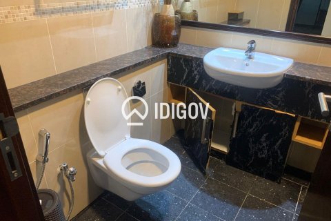 Apartment sa Jumeirah Lake Towers, Dubai, UAE 2 silid-tulugan, 97.92 sq.m. № 735772 - larawan 9
