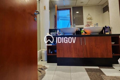 Apartmen di DIFC, Dubai, UAE 1 bilik tidur, 93.09 meter persegi № 735777 - foto 9