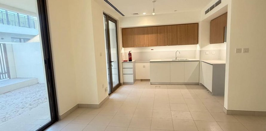 Βίλα σε Dubai, ΗΑΕ 3 υπνοδωμάτια, 137.8 τ.μ. Αρ. 634715