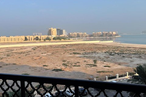 Apartament në Al Marjan Island, Ras Al Khaimah, Emiratet e Bashkuara Arabe 1 dhomë gjumi, 83 m2. № 656641 - Foto 12
