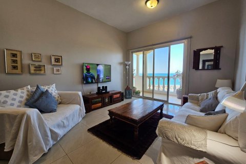 Пәтер Al Hamra Village, Рас-эль-Хайма, БАӘ-да 2 жатын бөлмелер, 120 м² № 656640 - фото 7