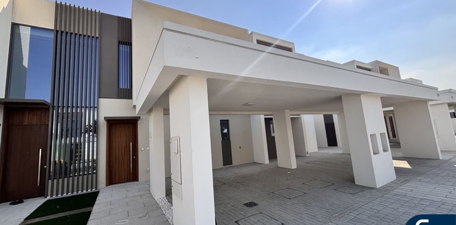 The Valley、Dubai、UAEにあるタウンハウス 3ベッドルーム、174 m2 No670999