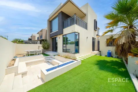 Зняти в оренду віллу в Дубай Хилс Эстейт, ОАЕ 4 спальні, 229м2, № 661177 - фото 17