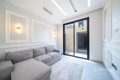 Зняти в оренду віллу в Дубай Хилс Эстейт, ОАЕ 4 спальні, 229м2, № 661177 - фото 6