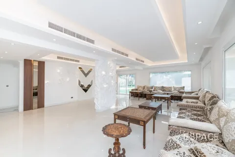 Meadows, Dubai, BAE’de kiralık вилла 5 yatak odası, 557 m&sup2; No 661179 - fotoğraf 2