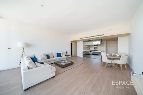 Huoneisto Palm Jumeirah, Dubai, Arabiemiraatit 2 makuuhuonetta, 200 m2 № 661181 - kuva 4