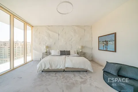 Huoneisto Palm Jumeirah, Dubai, Arabiemiraatit 2 makuuhuonetta, 200 m2 № 661181 - kuva 12