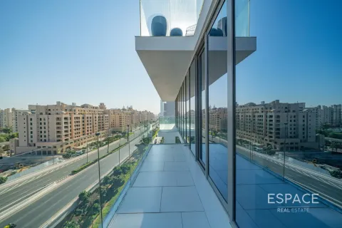 Huoneisto Palm Jumeirah, Dubai, Arabiemiraatit 2 makuuhuonetta, 200 m2 № 661181 - kuva 1