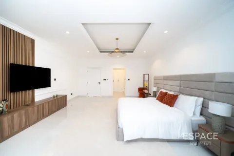 Vilă de închiriat în Palm Jumeirah, Dubai, EAU 4 dormitoare, 465 mp.  №661180 - poză 10