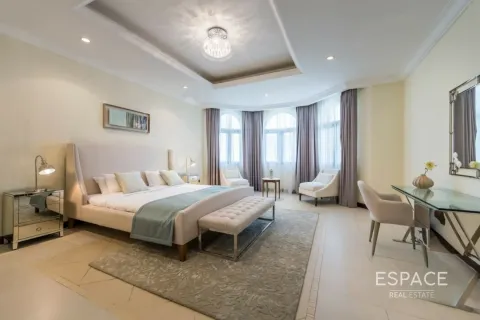 Huvila Palm Jumeirah, Dubai, Arabiemiraatit 4 makuuhuonetta, 465 m2 № 661180 - kuva 5