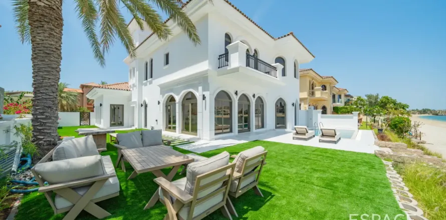Vilă în Palm Jumeirah, Dubai, EAU 4 dormitoare, 465 mp.  №661180