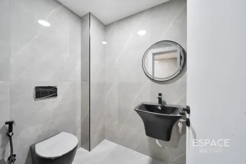 משרד להשכרה ב Jumeirah Lake Towers, Dubai, איחוד האמירויות 79 מ"ר, מספר 661176 - תמונה 8