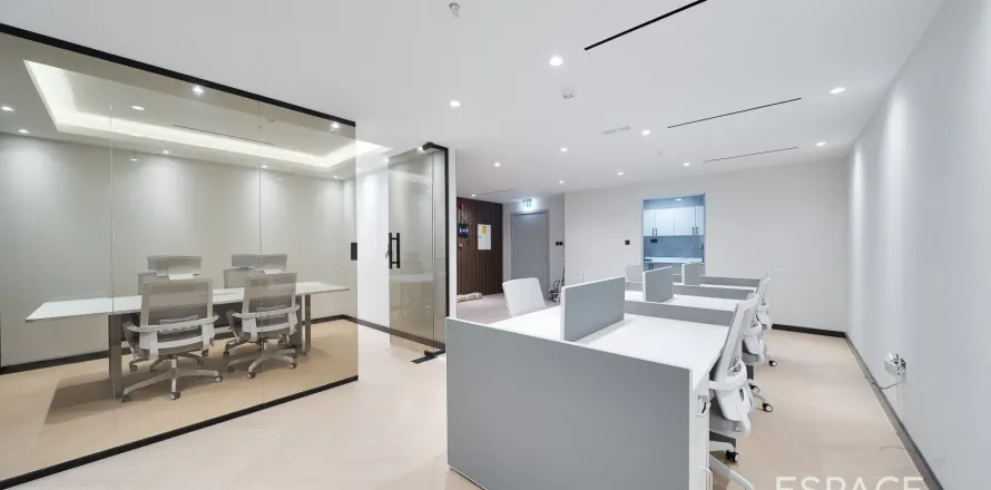 משרד ב Jumeirah Lake Towers, Dubai, איחוד האמירויות 79 מ"ר מספר 661176