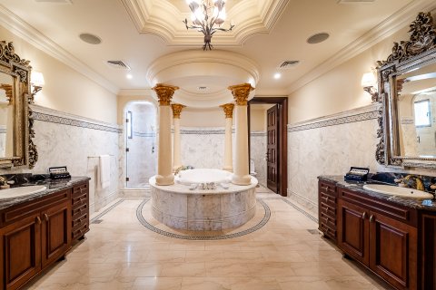 Vila v Dubai, SAE 6 spální, 1486 m2 č. 696403 - Fotografia 16