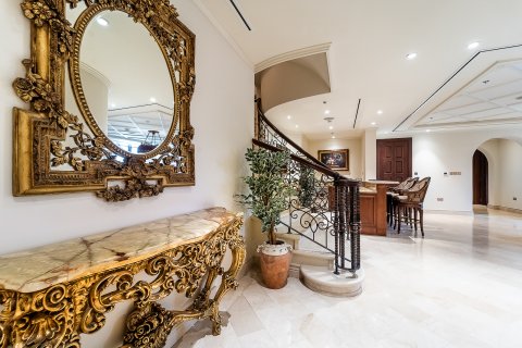 Vila v Dubai, SAE 6 spální, 1486 m2 č. 696403 - Fotografia 26