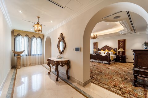Vila v Dubai, SAE 6 spální, 1486 m2 č. 696403 - Fotografia 14