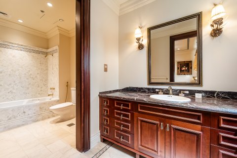 Vila v Dubai, SAE 6 spální, 1486 m2 č. 696403 - Fotografia 19