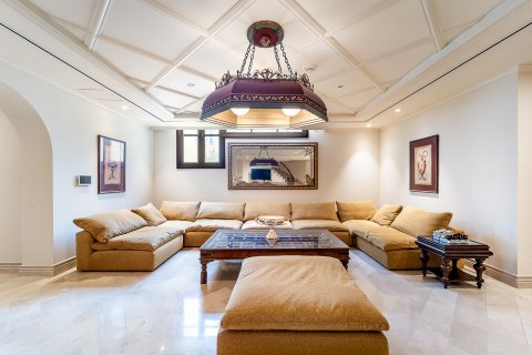 Vila v Dubai, SAE 6 spální, 1486 m2 č. 696403 - Fotografia 29