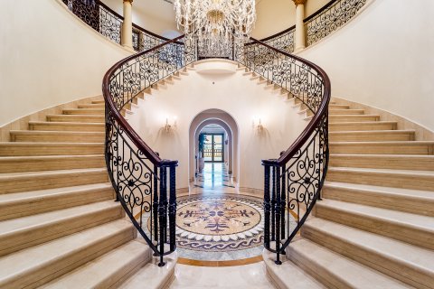 ویلا در Dubai ، امارات متحده عربی 6 خوابه ، 1486 متر مربع.  شماره 696403