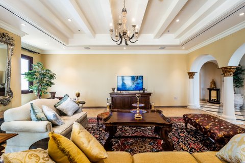 Vila v Dubai, SAE 6 spální, 1486 m2 č. 696403 - Fotografia 30