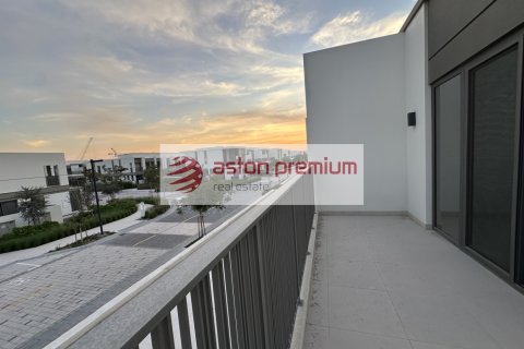 טאונהאוס להשכרה ב Tilal Al Ghaf, Dubai, איחוד האמירויות  3 חדרי שינה, 147 מ"ר, מספר 753861 - תמונה 12