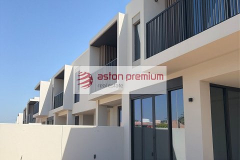 Adosado en alquiler en Jebel Ali, Dubai, EAU 4 dormitorios, 340 m2 № 753862 - foto 14
