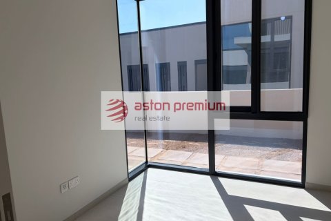 Adosado en alquiler en Jebel Ali, Dubai, EAU 4 dormitorios, 340 m2 № 753862 - foto 3