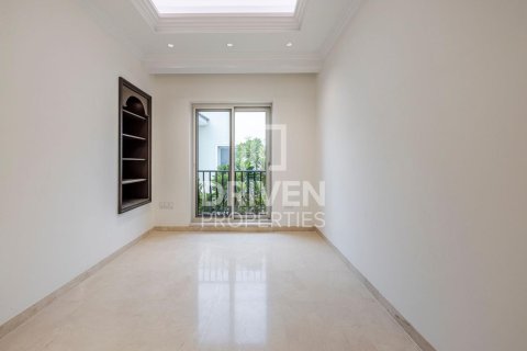 Villa in Mohammed Bin Rashid City, Dubai, UAE 4 bedrooms, 594.58 sq.m. № 744894 - photo 12