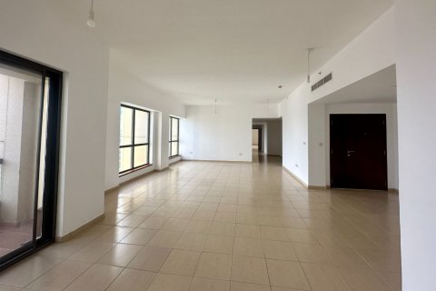 Appartement te huur in Jumeirah Beach Residence, Dubai, VAE 4 slaapkamers, 256.25 vr.m., nr 757503 - foto 1