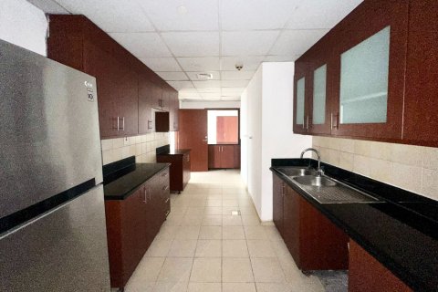 Appartement te huur in Jumeirah Beach Residence, Dubai, VAE 4 slaapkamers, 256.25 vr.m., nr 757503 - foto 13
