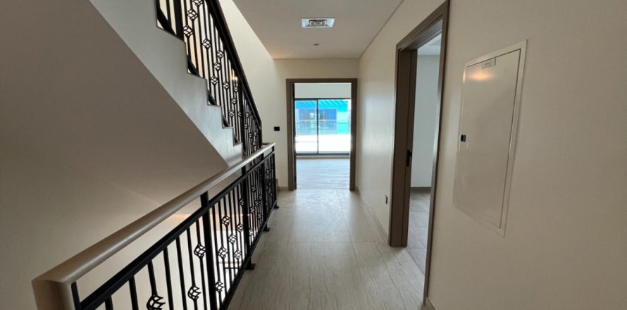 Shtëpi në qytet në Damac Lagoons, Dubai, Emiratet e Bashkuara Arabe 3 dhoma gjumi, 193 m2. № 707920