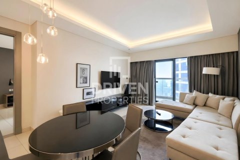 Apartment in Business Bay, Dubai, UAE 1 bedroom, 98.01 sq.m. № 762679 - photo 2