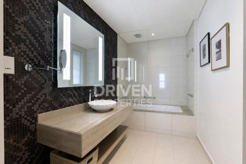 Apartman u Business Bay, Dubai, UAE 1 spavaća soba, 87.24 m2 Br. 762675 - fotografija 12