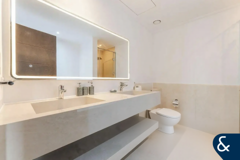 Apartment til salg i Downtown Dubai (Downtown Burj Dubai), Dubai, UAE 2 soveværelser, 132 kvm № 698444 - foto 8