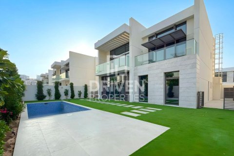 Mohammed Bin Rashid City, Dubai, UAE의 임대용 빌라 침실 4개, 627제곱미터 번호 745612 - 사진 1