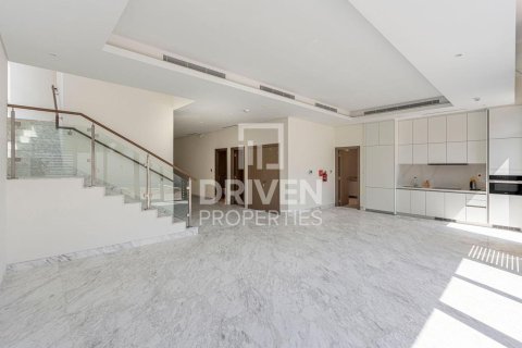 Mohammed Bin Rashid City, Dubai, UAE의 임대용 빌라 침실 4개, 627제곱미터 번호 745612 - 사진 2