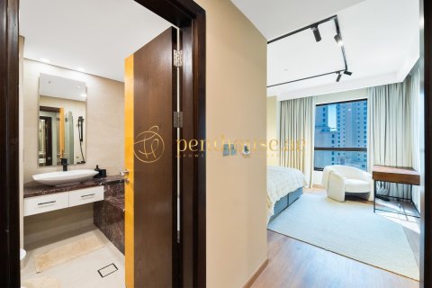 Lägenhet till försäljning i Jumeirah Beach Residence, Dubai, UAE 2 sovrum, 136 kvm Nr. 665118 - fotografi 10
