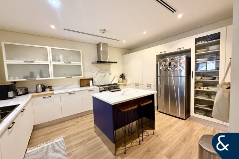 Townhouse sa Al Furjan, Dubai, UAE 3 silid-tulugan, 249 sq.m. № 688725 - larawan 3