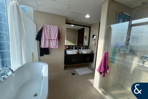 Apartment sa Jumeirah Lake Towers, Dubai, UAE 2 silid-tulugan, 141 sq.m. № 688726 - larawan 6