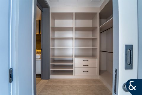 Townhouse sa Al Barari, Dubai, UAE 4 silid-tulugan, 459 sq.m. № 688730 - larawan 12