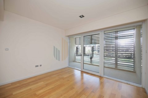 Maison de ville à vendre à Al Raha Beach, Abu Dhabi, EAU 4 chambres, 622.1 m2 № 669071 - photo 7