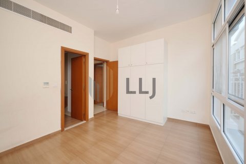 Māja Abu Dhabijā, AAE 4 istabas, 402.3 m2 Nr. 669065 - attēls 12