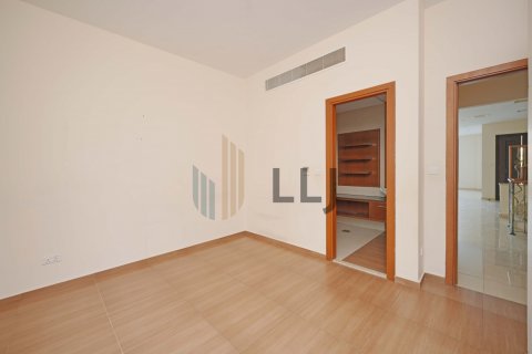 Māja Abu Dhabijā, AAE 4 istabas, 402.3 m2 Nr. 669065 - attēls 13