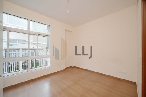 Māja Abu Dhabijā, AAE 4 istabas, 402.3 m2 Nr. 669065 - attēls 11