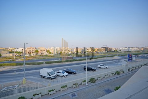 Māja Abu Dhabijā, AAE 4 istabas, 402.3 m2 Nr. 669065 - attēls 2