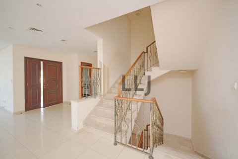 Māja Abu Dhabijā, AAE 4 istabas, 402.3 m2 Nr. 669065 - attēls 10