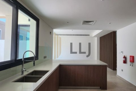 Kamienica do wynajęcia w Yas Island, Abu Dhabi, ZEA 3 sypialnie, 300 mkw., nr 669069 - zdjęcie 5